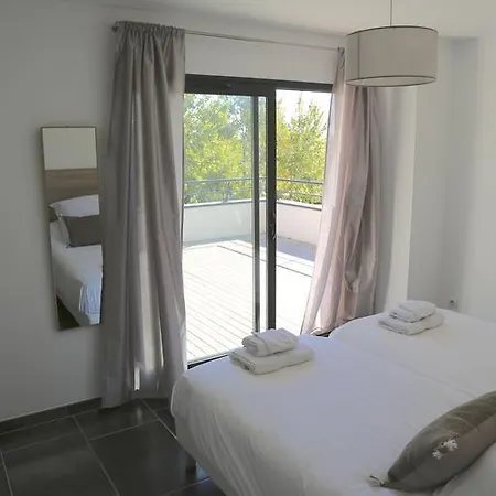 Вілла La Du Triangle Агд